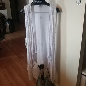 10/$10 Nygard Sleeveless Vest S